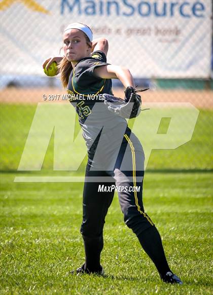 Thumbnail 3 in Little Miami vs McAuley (OHSAA D1 Sectional) photogallery.
