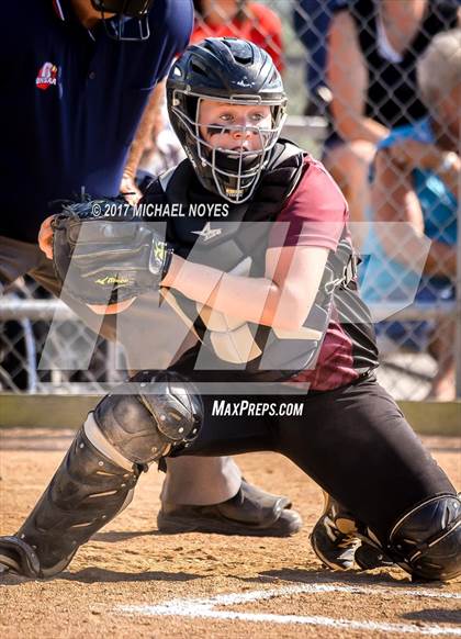Thumbnail 3 in Little Miami vs McAuley (OHSAA D1 Sectional) photogallery.