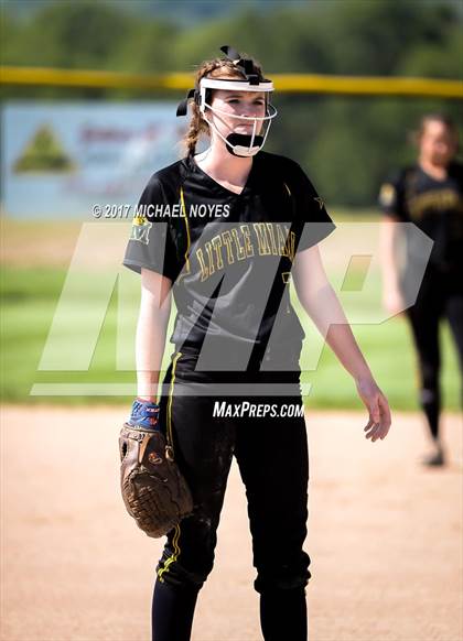 Thumbnail 3 in Little Miami vs McAuley (OHSAA D1 Sectional) photogallery.