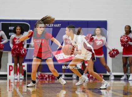 Thumbnail 3 in Plainfield vs. Pike (IHSAA 4A Sectional Semifinal) photogallery.