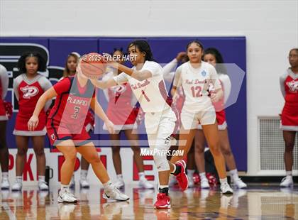 Thumbnail 2 in Plainfield vs. Pike (IHSAA 4A Sectional Semifinal) photogallery.