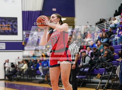 Thumbnail 3 in Plainfield vs. Pike (IHSAA 4A Sectional Semifinal) photogallery.