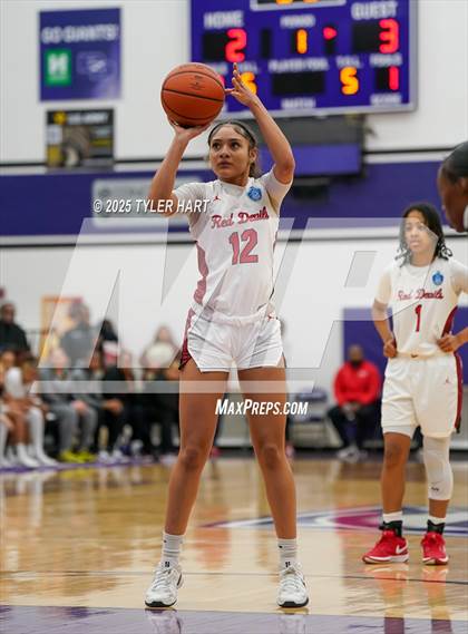 Thumbnail 2 in Plainfield vs. Pike (IHSAA 4A Sectional Semifinal) photogallery.