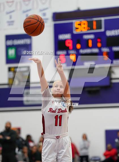 Thumbnail 2 in Plainfield vs. Pike (IHSAA 4A Sectional Semifinal) photogallery.