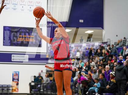Thumbnail 3 in Plainfield vs. Pike (IHSAA 4A Sectional Semifinal) photogallery.