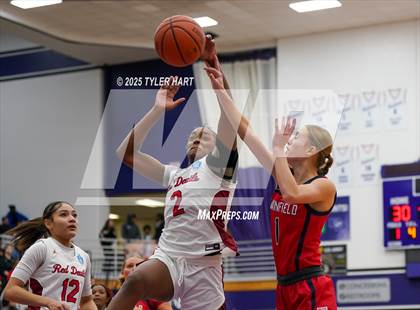 Thumbnail 2 in Plainfield vs. Pike (IHSAA 4A Sectional Semifinal) photogallery.