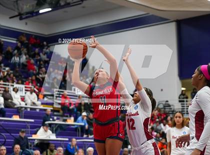 Thumbnail 2 in Plainfield vs. Pike (IHSAA 4A Sectional Semifinal) photogallery.