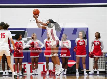 Thumbnail 2 in Plainfield vs. Pike (IHSAA 4A Sectional Semifinal) photogallery.