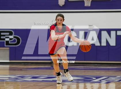Thumbnail 3 in Plainfield vs. Pike (IHSAA 4A Sectional Semifinal) photogallery.