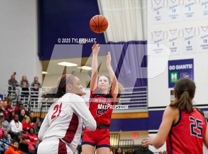 Thumbnail 1 in Plainfield vs. Pike (IHSAA 4A Sectional Semifinal) photogallery.