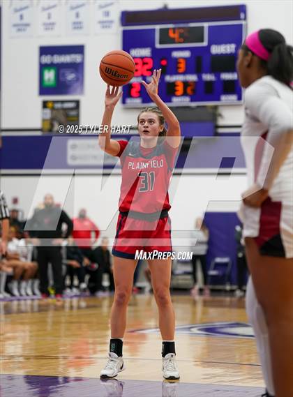 Thumbnail 2 in Plainfield vs. Pike (IHSAA 4A Sectional Semifinal) photogallery.