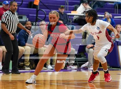 Thumbnail 3 in Plainfield vs. Pike (IHSAA 4A Sectional Semifinal) photogallery.