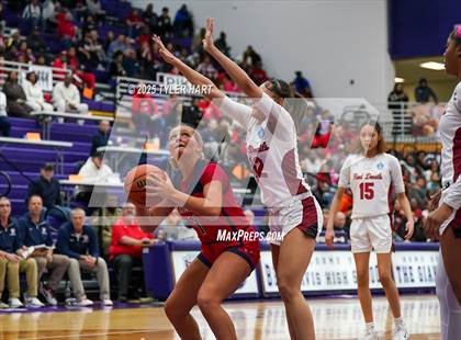 Thumbnail 1 in Plainfield vs. Pike (IHSAA 4A Sectional Semifinal) photogallery.