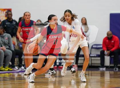 Thumbnail 1 in Plainfield vs. Pike (IHSAA 4A Sectional Semifinal) photogallery.