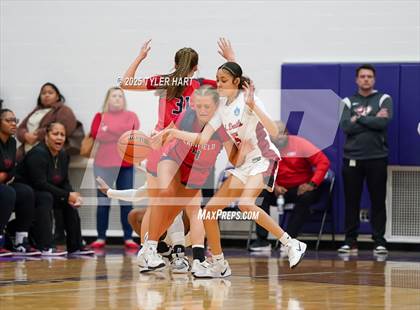 Thumbnail 3 in Plainfield vs. Pike (IHSAA 4A Sectional Semifinal) photogallery.