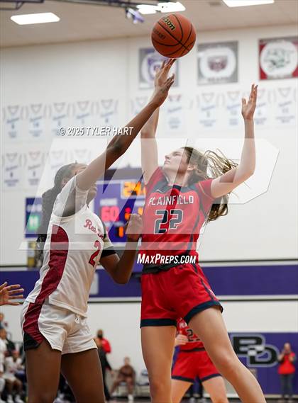 Thumbnail 3 in Plainfield vs. Pike (IHSAA 4A Sectional Semifinal) photogallery.