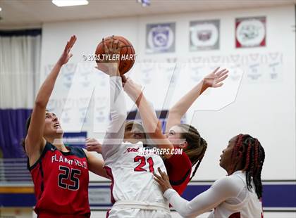 Thumbnail 2 in Plainfield vs. Pike (IHSAA 4A Sectional Semifinal) photogallery.