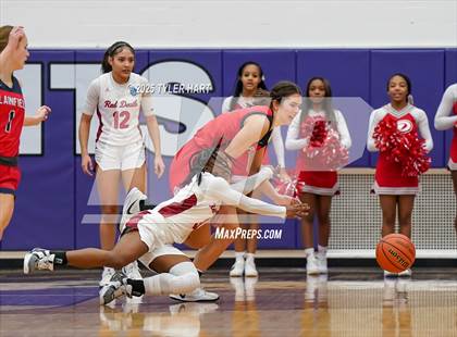 Thumbnail 2 in Plainfield vs. Pike (IHSAA 4A Sectional Semifinal) photogallery.