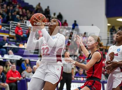 Thumbnail 2 in Plainfield vs. Pike (IHSAA 4A Sectional Semifinal) photogallery.
