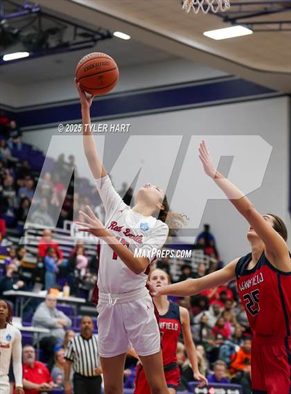 Thumbnail 2 in Plainfield vs. Pike (IHSAA 4A Sectional Semifinal) photogallery.