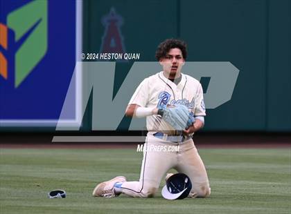 Thumbnail 3 in Ramona vs. Warren (Halo Classic) photogallery.