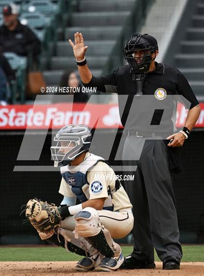 Thumbnail 3 in Ramona vs. Warren (Halo Classic) photogallery.