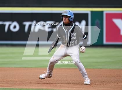 Thumbnail 1 in Ramona vs. Warren (Halo Classic) photogallery.