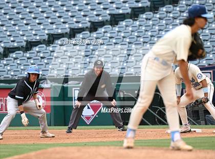 Thumbnail 2 in Ramona vs. Warren (Halo Classic) photogallery.