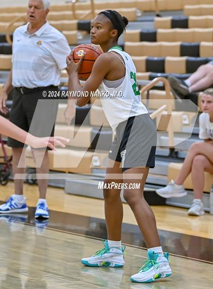 Thumbnail 2 in Valparaiso vs Carmel  (IBCA / IHSAA Team Showcase)  photogallery.