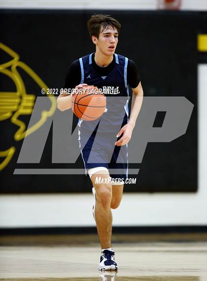 Thumbnail 1 in Bell vs Fossil Ridge photogallery.