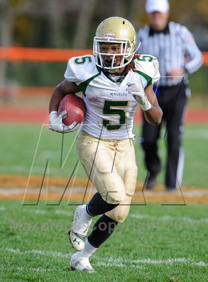 Thumbnail 2 in Lake Forest Academy vs. Bishop McNamara photogallery.