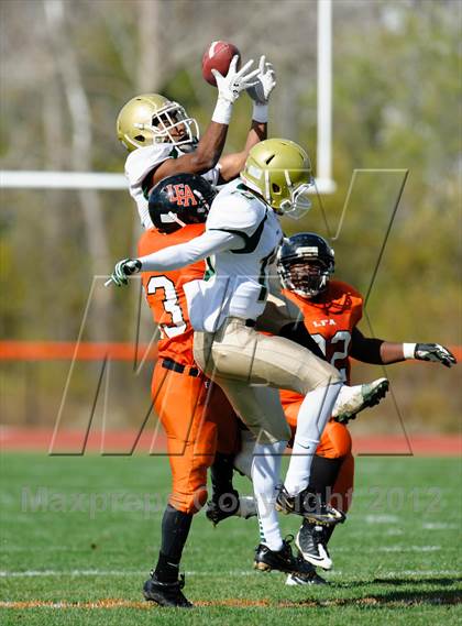 Thumbnail 1 in Lake Forest Academy vs. Bishop McNamara photogallery.