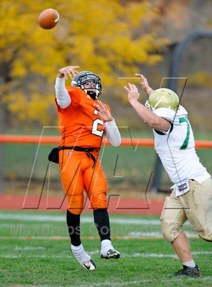 Thumbnail 1 in Lake Forest Academy vs. Bishop McNamara photogallery.