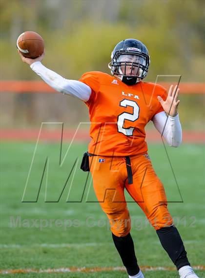 Thumbnail 2 in Lake Forest Academy vs. Bishop McNamara photogallery.