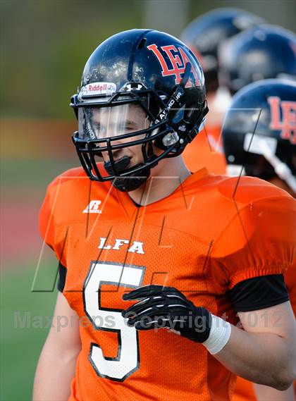Thumbnail 2 in Lake Forest Academy vs. Bishop McNamara photogallery.