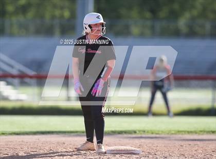 Thumbnail 2 in Glen Rose @ Harmony Grove photogallery.