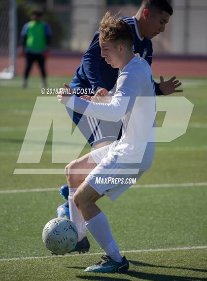 Thumbnail 2 in Bishop Amat vs Saint Paul photogallery.
