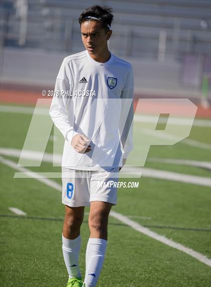 Thumbnail 3 in Bishop Amat vs Saint Paul photogallery.
