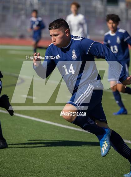 Thumbnail 3 in Bishop Amat vs Saint Paul photogallery.