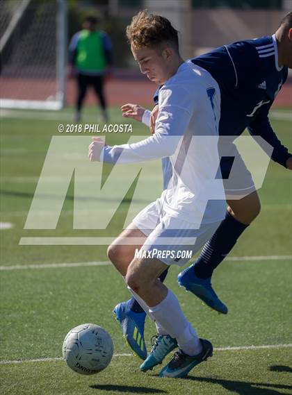 Thumbnail 3 in Bishop Amat vs Saint Paul photogallery.