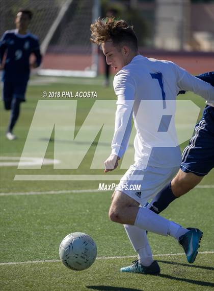 Thumbnail 2 in Bishop Amat vs Saint Paul photogallery.