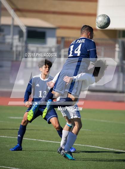 Thumbnail 3 in Bishop Amat vs Saint Paul photogallery.