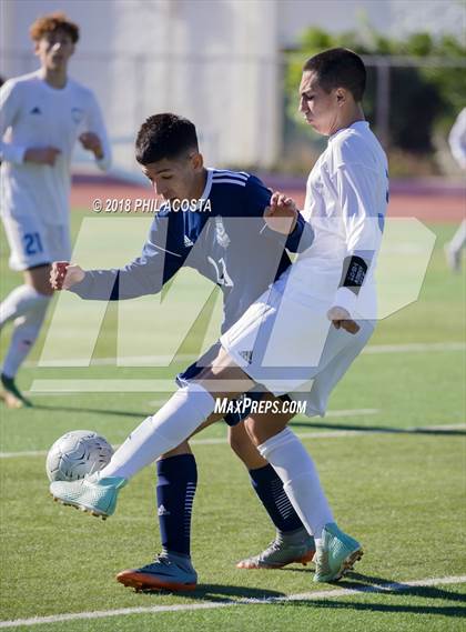 Thumbnail 2 in Bishop Amat vs Saint Paul photogallery.