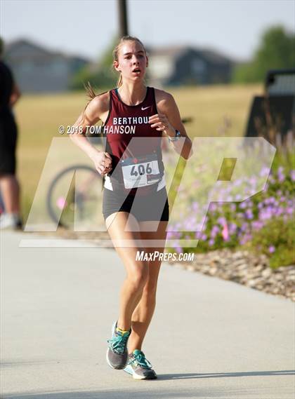 Thumbnail 1 in Valley 5000 Invitational photogallery.