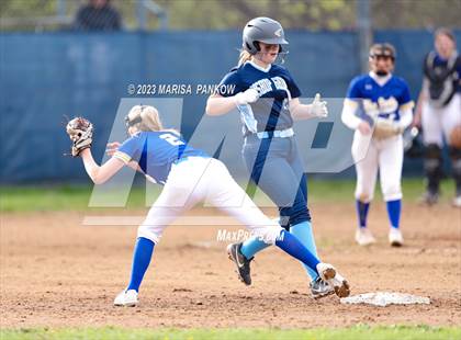 Thumbnail 3 in Bishop Grimes vs Cato-Meridian photogallery.