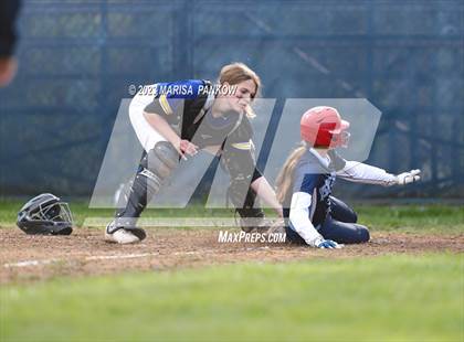 Thumbnail 2 in Bishop Grimes vs Cato-Meridian photogallery.