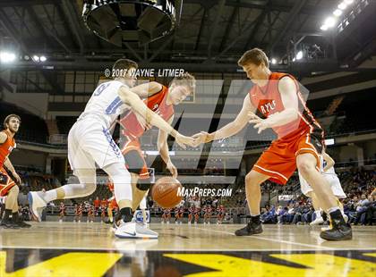 Thumbnail 1 in Ryle vs Newport Central Catholic (Ninth Region) photogallery.