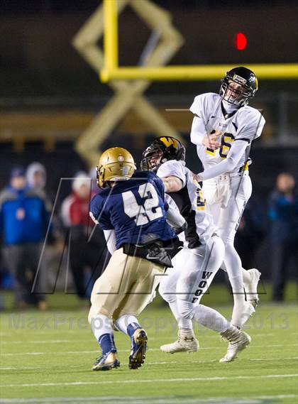 Thumbnail 3 in Bishop McDevitt vs. Archbishop Wood (PIAA Class AAA Final) photogallery.