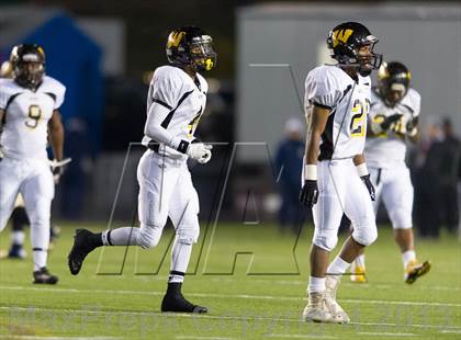 Thumbnail 3 in Bishop McDevitt vs. Archbishop Wood (PIAA Class AAA Final) photogallery.