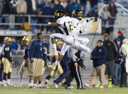 Thumbnail 1 in Bishop McDevitt vs. Archbishop Wood (PIAA Class AAA Final) photogallery.